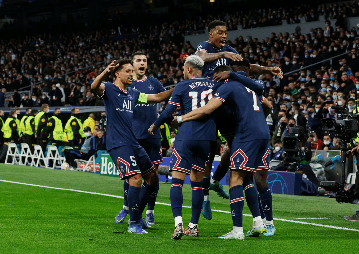 巴黎圣日耳曼胜利在望，决战亚洲俱乐部联赛(巴黎圣日耳曼vs利雅得胜利)